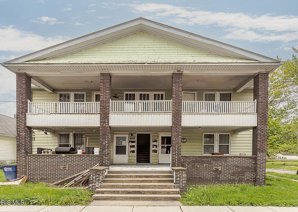 1st image of 1202 Nevada St