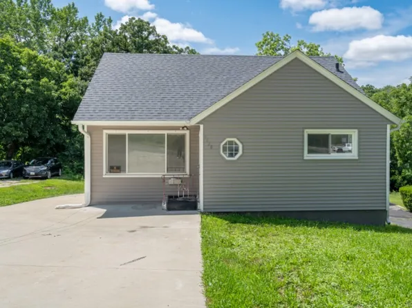 3120 30th St, Des Moines, IA 50310