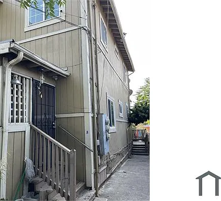 2714 79th Ave #B — Photo 2