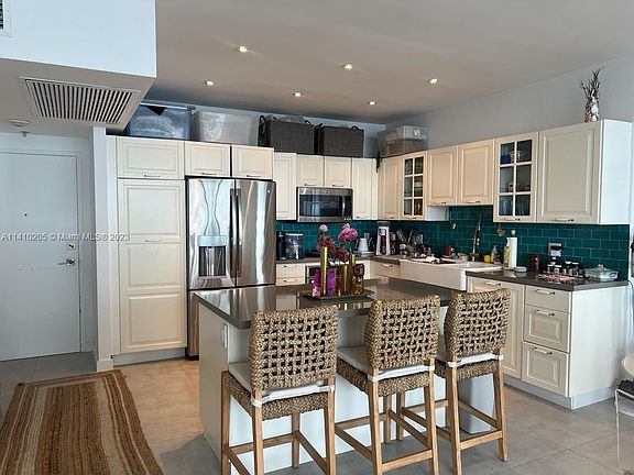 3rd image of 20 Island Ave APT 1206