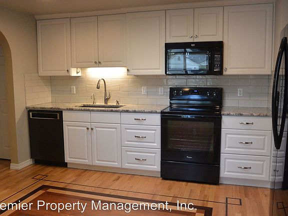5th image of 12707 NE 37th St