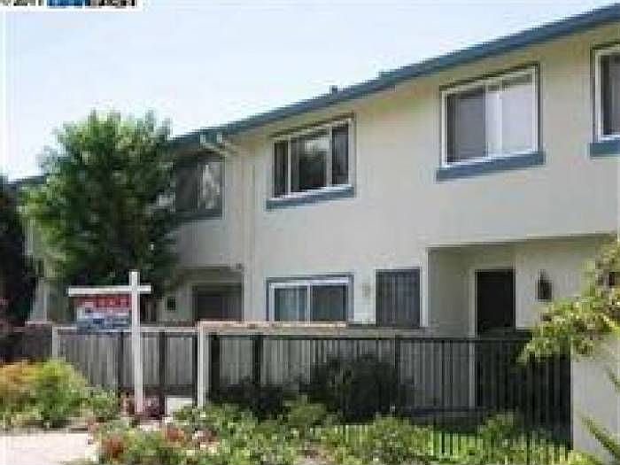 1st image of 4435 Bolivar Pl