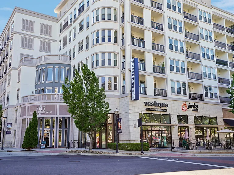 The GoodWynn at Town Brookhaven by ARIUM — Photo 31
