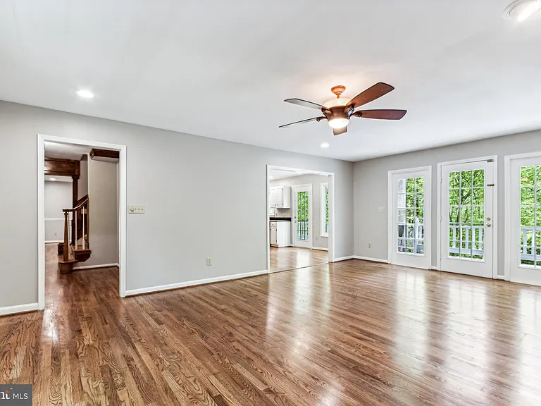 12203 Ashley Ct — Photo 7