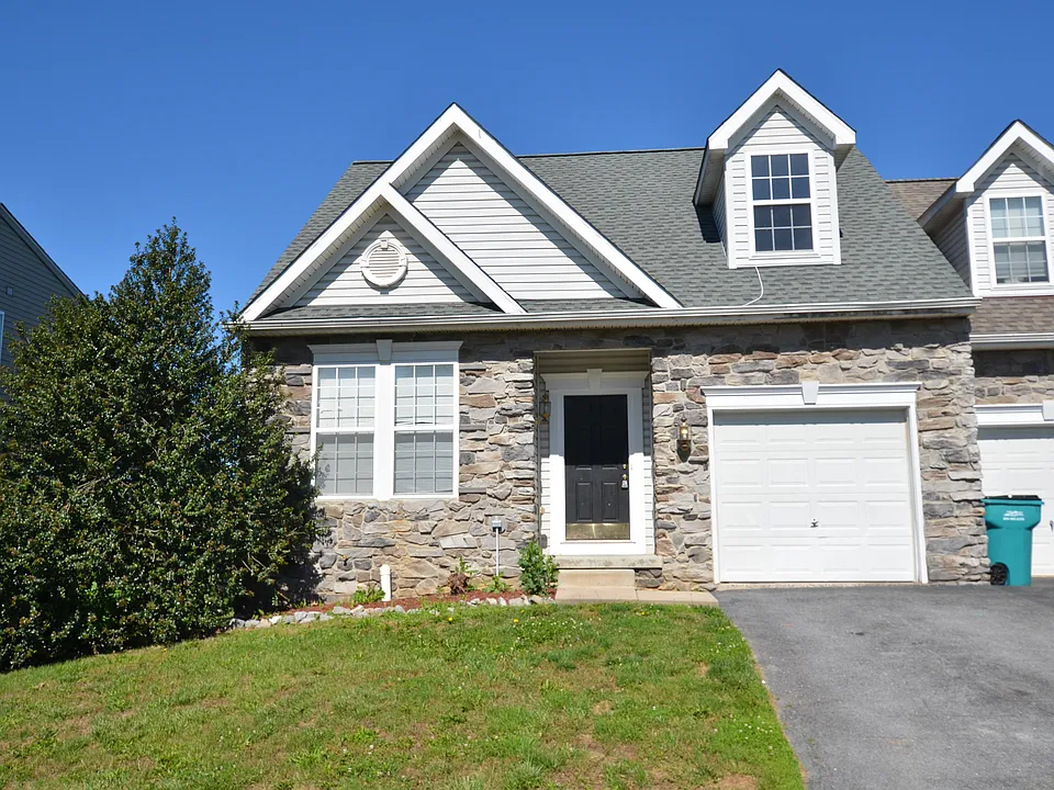14103 Shelby Cir