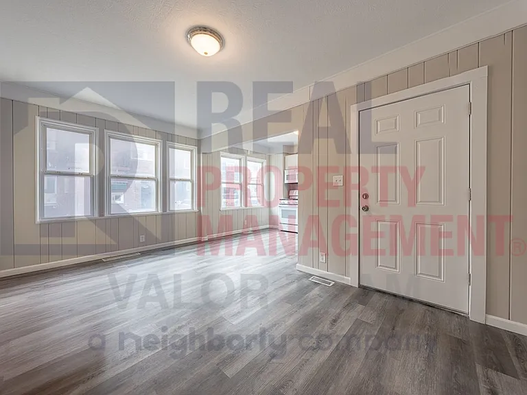 1930 Coltman Road, — Photo 17