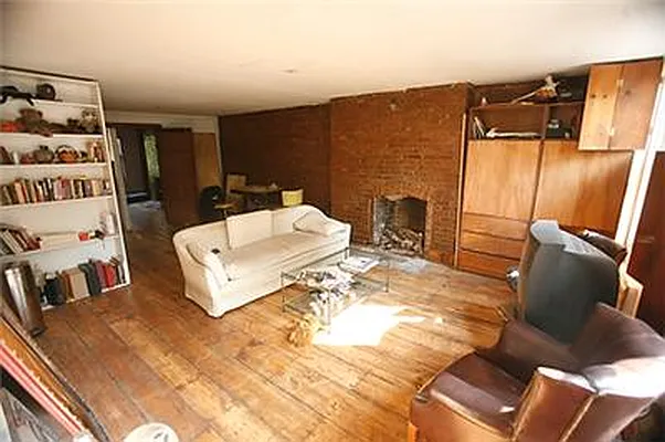 Rented by Luxury Property Group | media 20