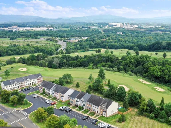 73 Spoon Sq, Front Royal, VA 22630
