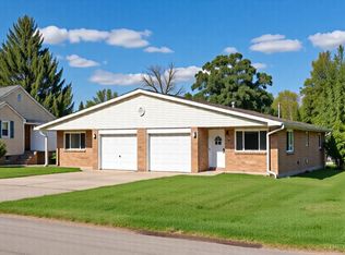 35 Oakwood Ave, Fairborn, OH 45324