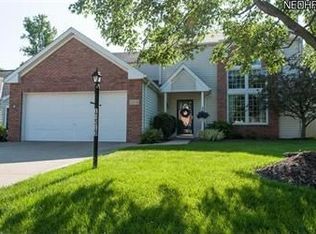 16513 Sunwood Oval, Strongsville, OH