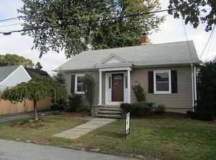 75 Leslie St, Cranston, RI 02910