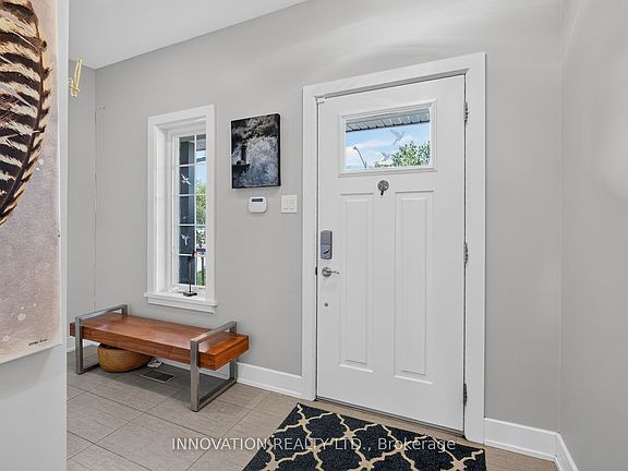 4th image of 657 Meadowridge Cir