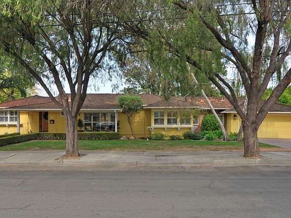 2nd image of 1225 Koch Ln