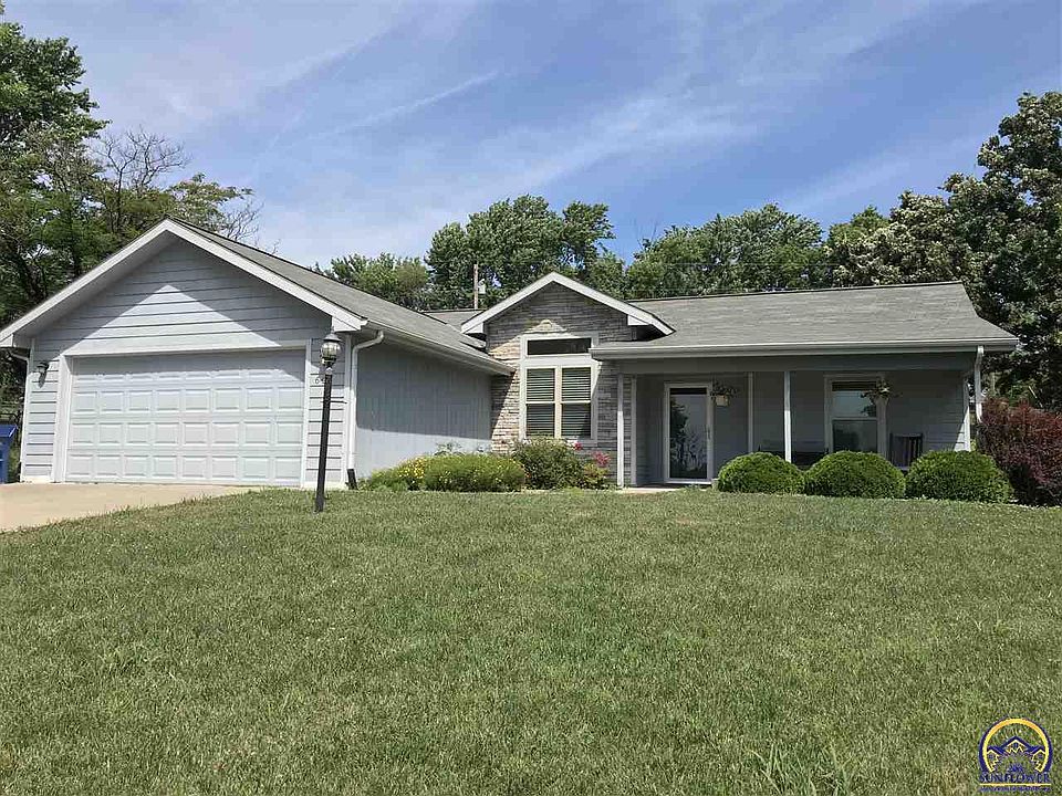 2nd image of 649 Delaware Dr