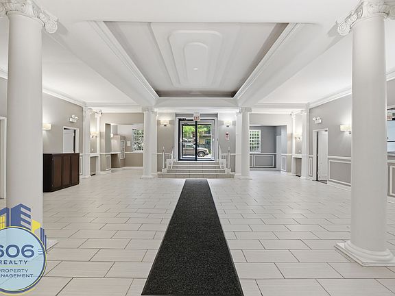 3rd image of 6748 N Ashland Ave #512