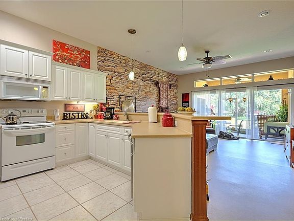 5th image of 2829 Lake June Blvd