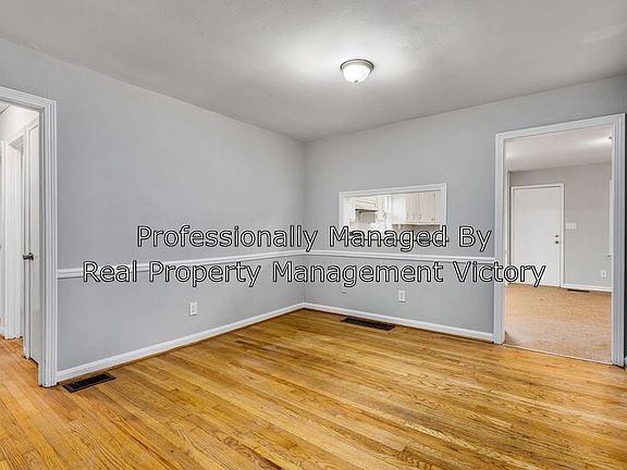 2nd image of 8628 10th Ave S