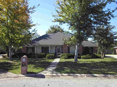 1st image of 120 Cassie Cir
