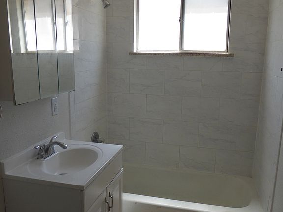 3rd image of 1330 N Lafayette St APT 37