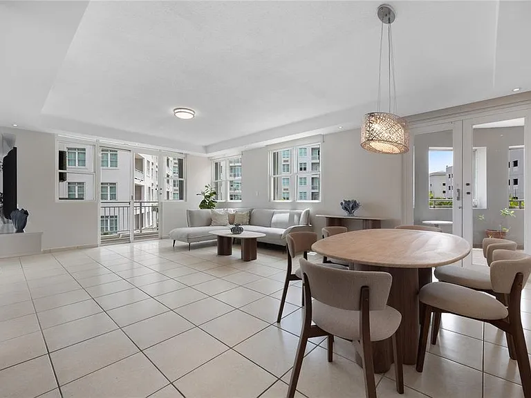 100 Calle Del Muelle St #2401 — Photo 3