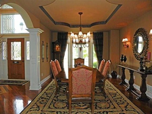 4th image of 6634 Traquair Pl
