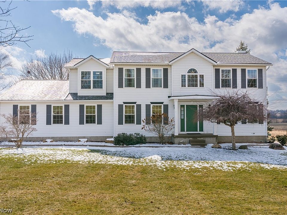 1st image of 1762 Charolais St NW