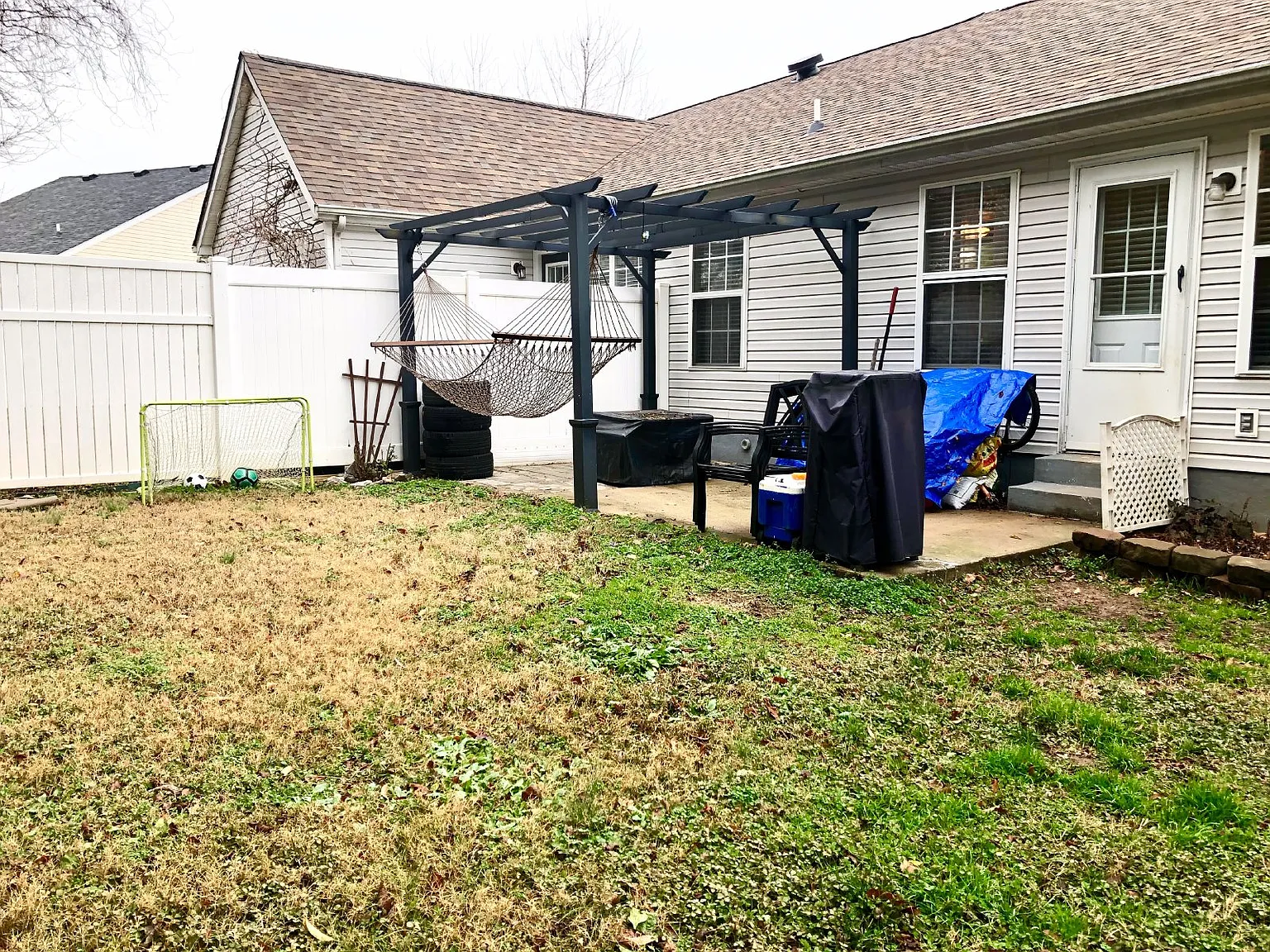 2 bed, 2.0 bath, 1019 sqft, $1,400 — Photo 2