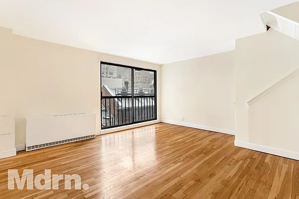 Rented by Mdrn Residential | media 17