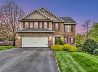 1717 Millwheel Dr, Salem, VA 24153