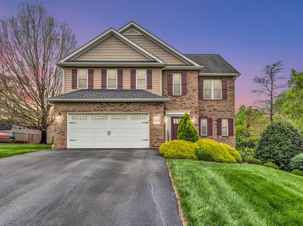 1717 Millwheel Dr, Salem, VA 24153
