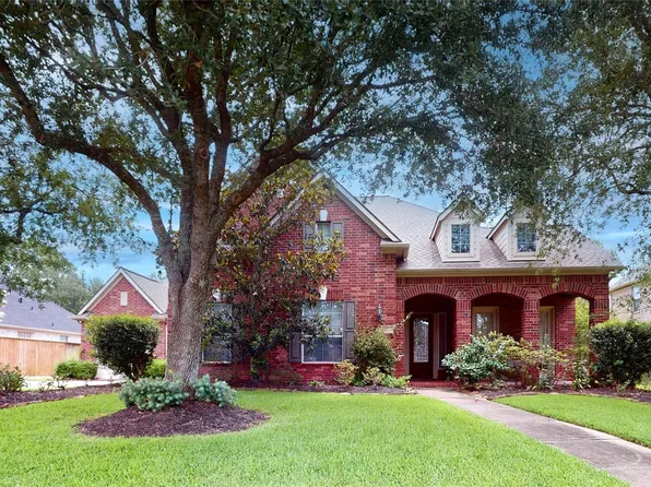 316 Grand Creek Dr, League City, TX 77573