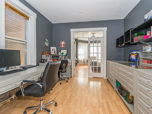 3rd image of 66 Gautier Ave APT 2R