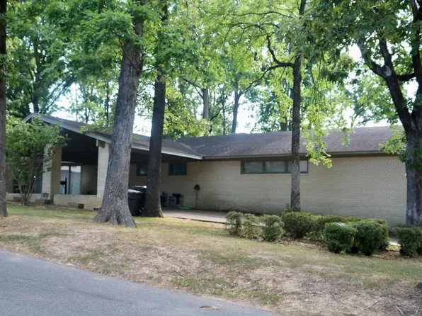 1819 Metzler Ln, Jonesboro, AR 72401