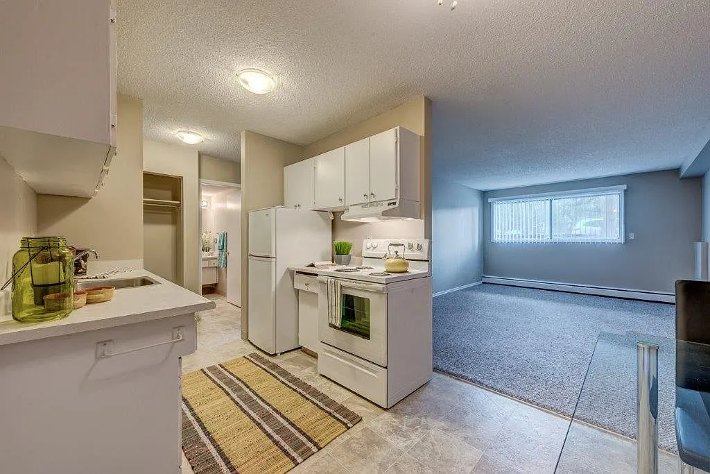 Mountainview Apartments — Photo 1
