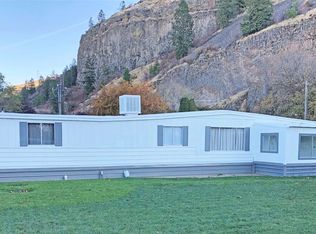 22066 E Cardinal Rd NE, Grand Coulee, WA 99133