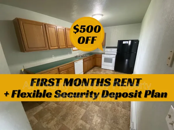 1557 Jefferson St APT B, Laramie, WY 82070