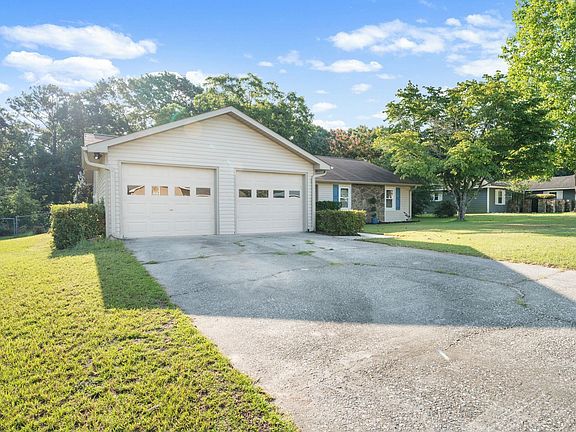 2nd image of 107 Turtle Dove Ct