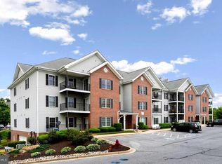 6516 Ridenour Way E APT 3A, Sykesville, MD 21784