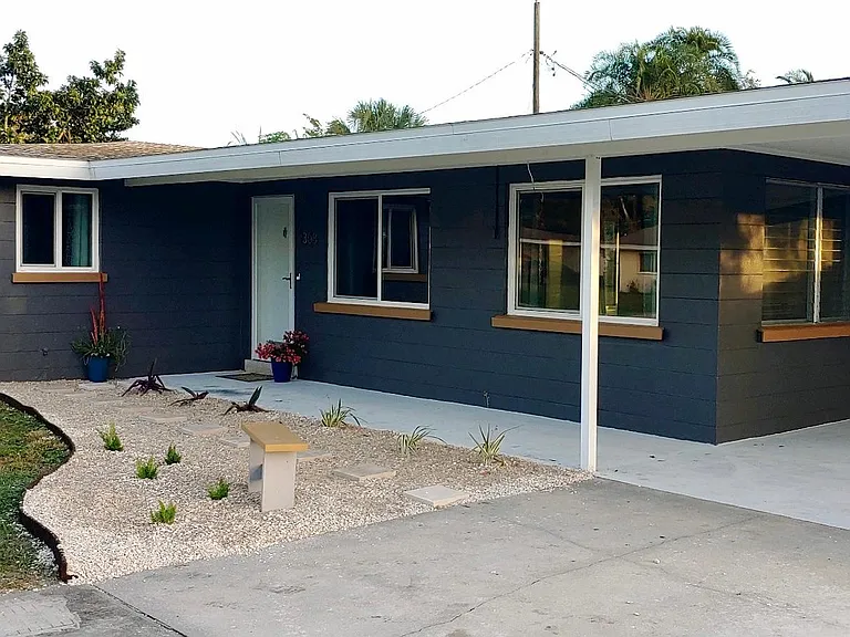 2308 La Salle St — Photo 3
