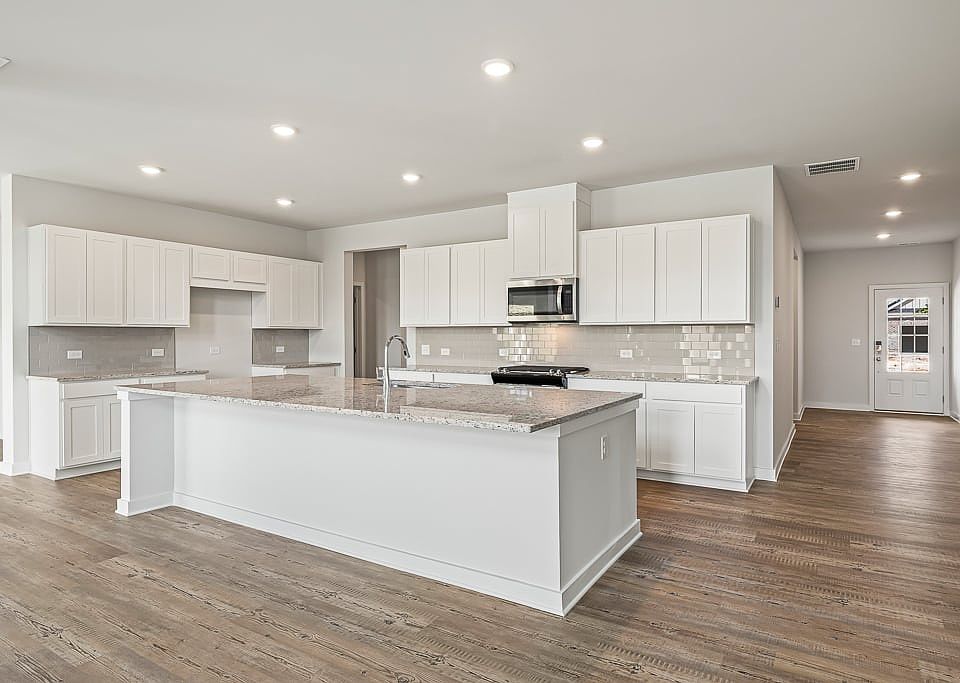 1st image of 7060 Ellorie Dr