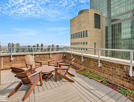 Rented by Brown Harris Stevens | media 8