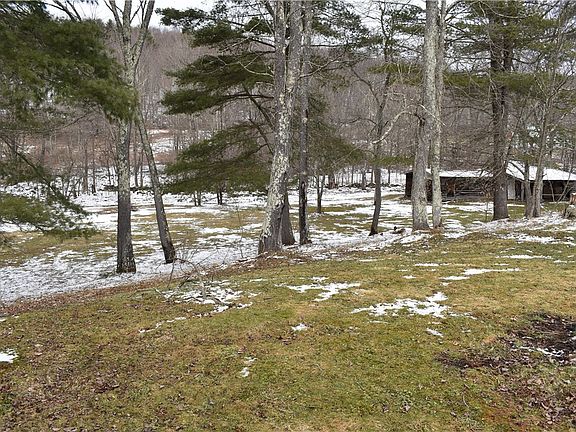 5th image of 181 Streeter Hill Rd