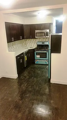 Rented by H.P. Greenfield Real Estate | media 3