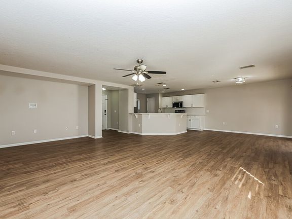 5th image of 10435 Frog Pond Dr