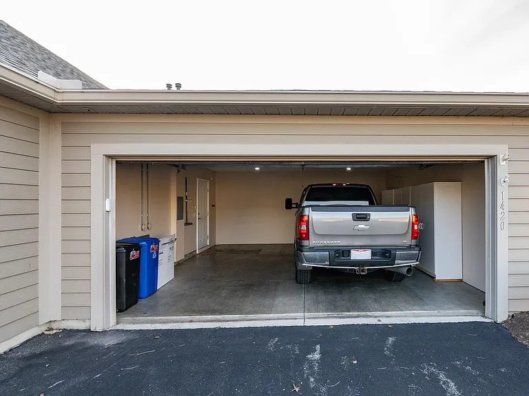 28-142-1420 Cascade Dr #28-142 — Photo 48