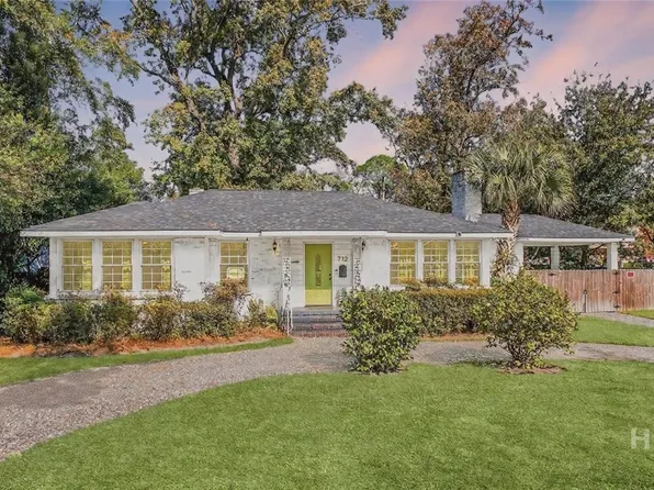 712 Columbus Drive, Savannah, GA 31405