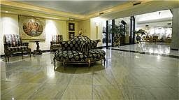 4th image of 1005 S Shepherd Dr APT 215