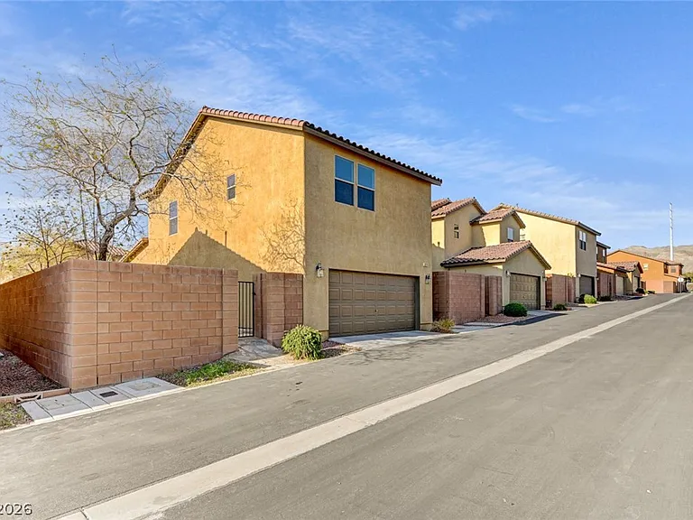 10731 Myrtle Grove Ave — Photo 38