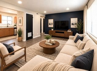 616 S 19th St APT 1, Lincoln, NE 68510