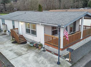 15278 Oak Dr, Renton, WA 98058